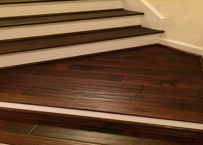 Customized Wood Stone Luxury Vinyl Click Flooring Hypoallergenic Eco Friendly